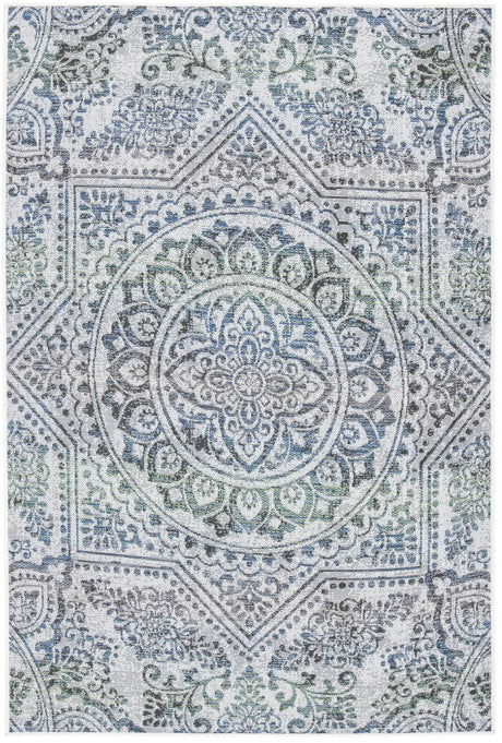 Safavieh Havana 4'-5" x 6'-5" Rug in Light Silver / Blue