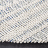 Safavieh Marbella 6'-0" x 6'-0" Rug in Navy / Ivory