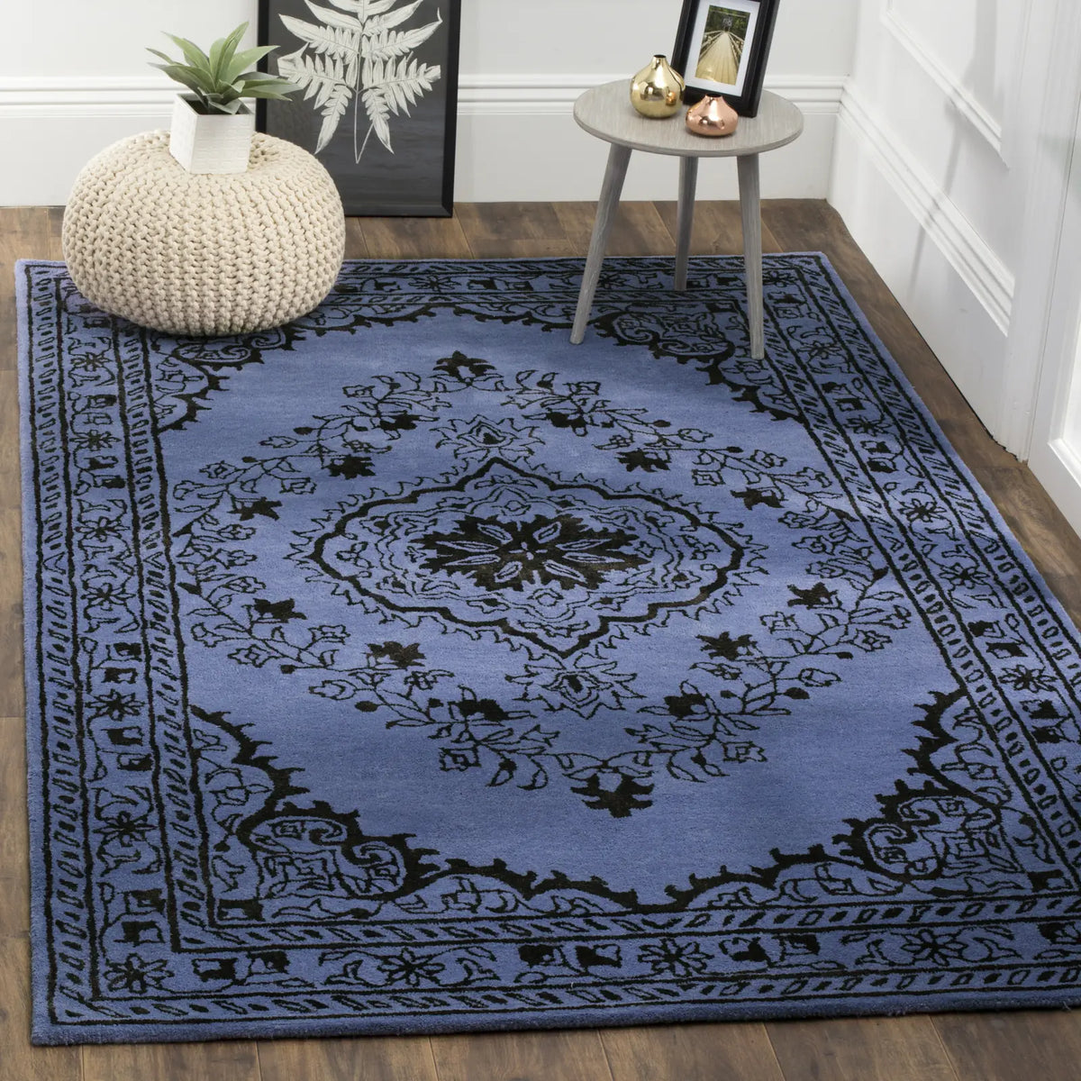Safavieh Glamour 5'-0" x 8'-0" Rug in Purple