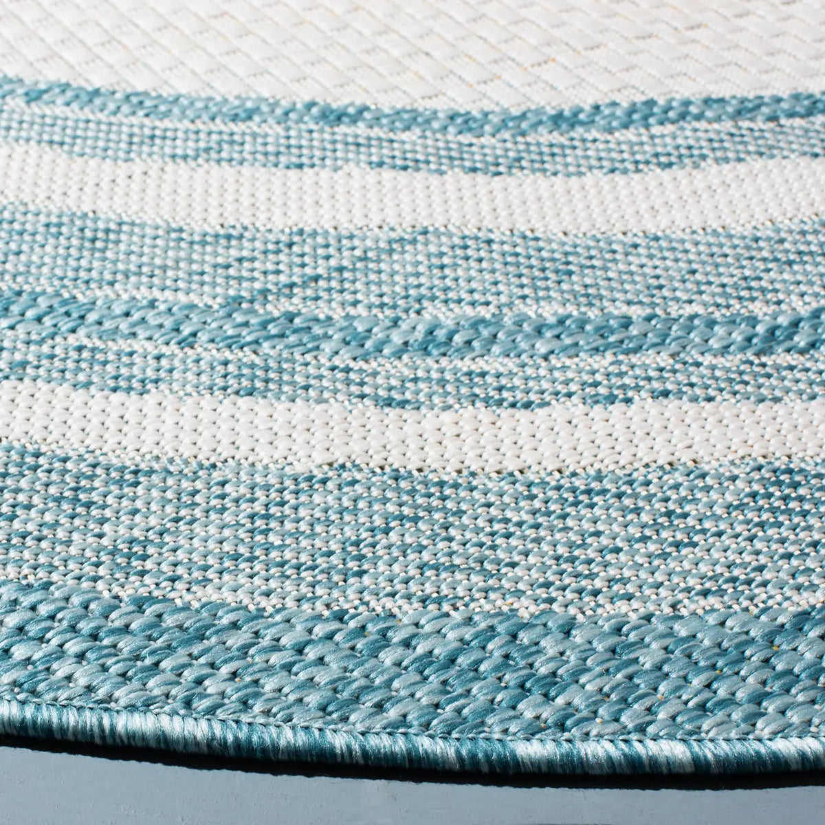 Safavieh Courtyard 10'-0" x 10'-0" Rug in Ivory / Aqua