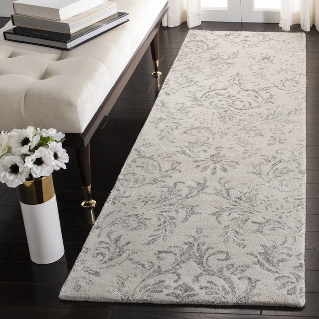 Safavieh Glamour 2'-3" x 8'-0" Rug in Grey