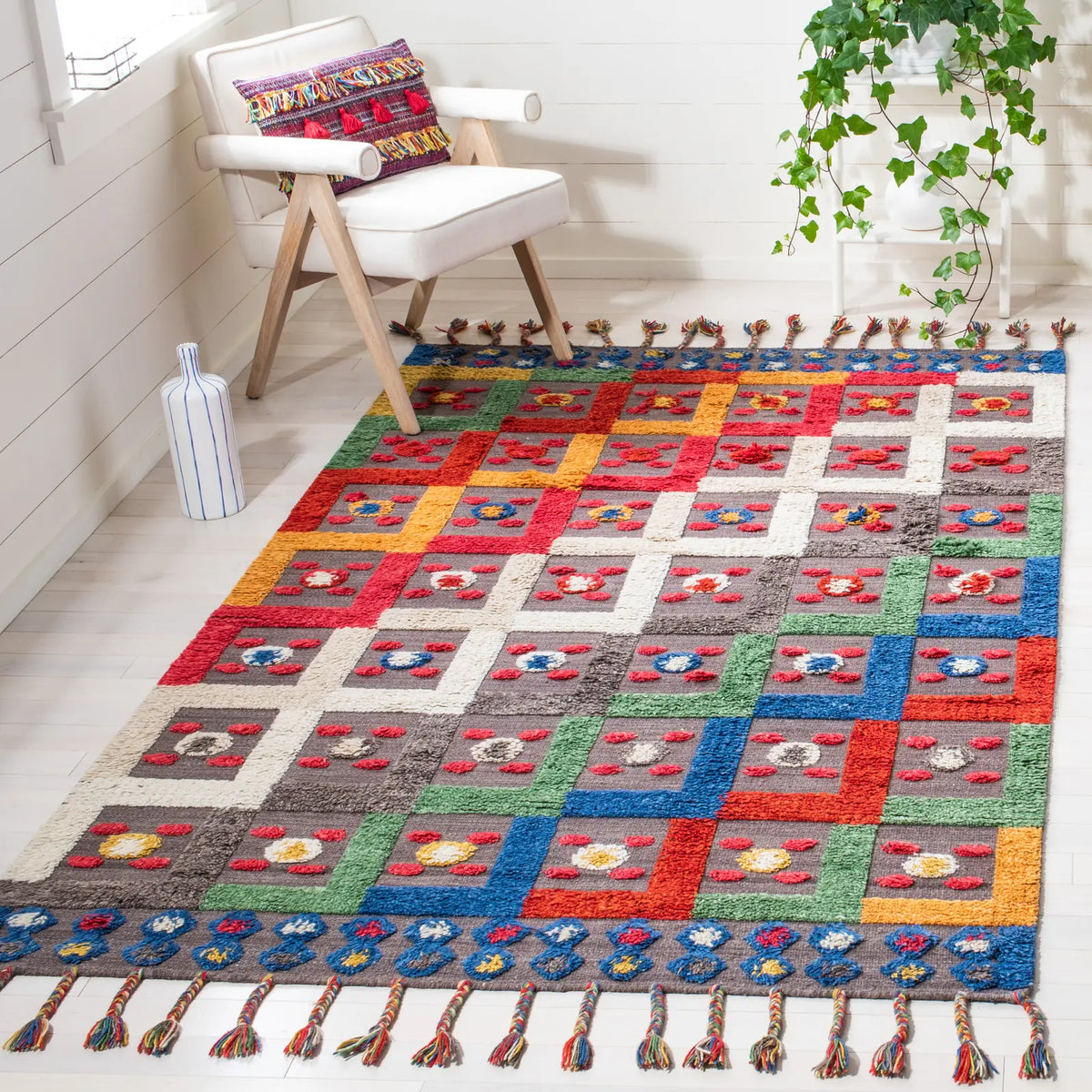 Safavieh Casablanca 4'-0" x 6'-0" Rug in Blue / Green