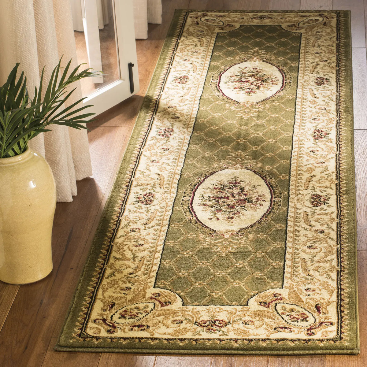 Safavieh Lyndhurst 2'-3" x 8'-0" Rug in Sage / Ivory
