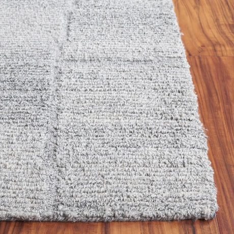 Safavieh Renewal 4'-0" x 6'-0" Rug in Grey