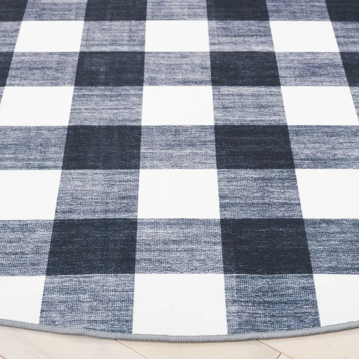 Safavieh Santa Clara 6'-0" x 6'-0" Rug in Ivory / Grey Black