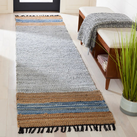 Safavieh Vintage Leather 2'-3" x 11'-0" Rug in Grey / Natural