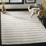 Safavieh Natura 5'-0" x 8'-0" Rug in Grey / Ivory