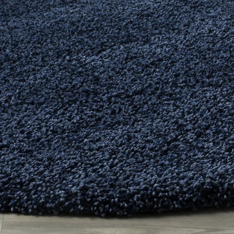 Safavieh Santa Monica Shag 6'-7" x 6'-7" Rug in Navy