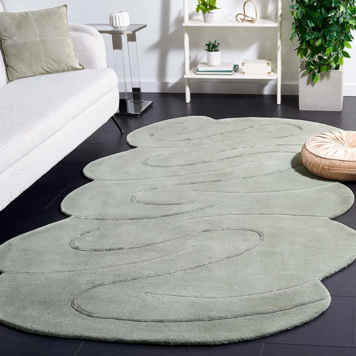 Safavieh Novelty 5'-0" x 8'-0" Rug in Green