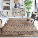 Safavieh Kilim 8'-0" x 10'-0" Rug in Natural / Black