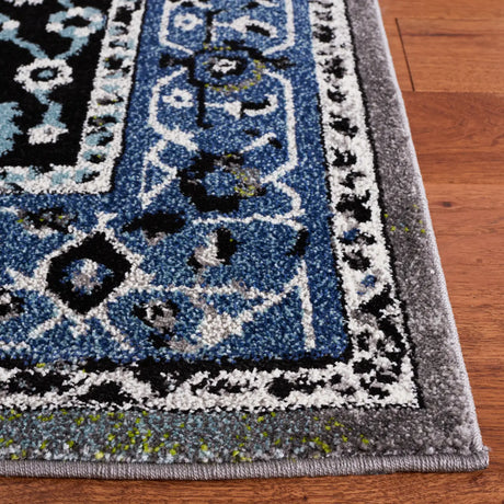 Safavieh Vintage Hamadan 4'-0" x 6'-0" Rug in Blue / Grey