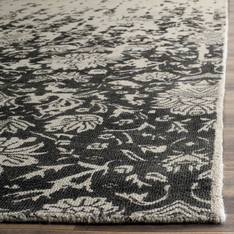 Safavieh Restoration Vintage 8'-0" x 10'-0" Rug in Silver / Grey