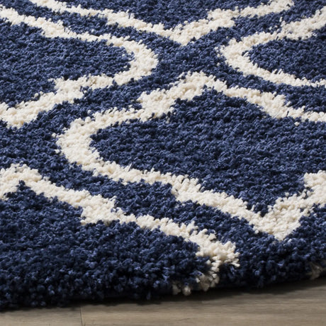 Safavieh Hudson Shag 5'-3" x 5'-3" Rug in Navy / Ivory