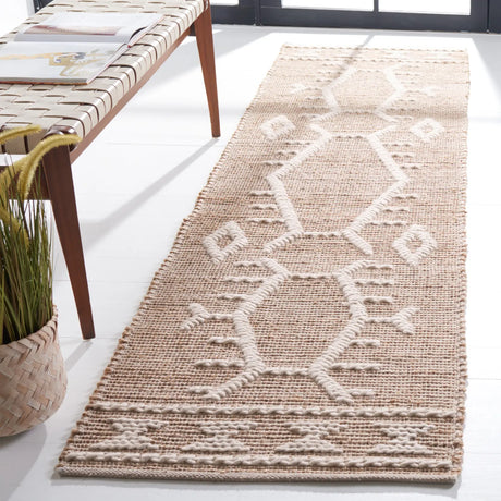 Safavieh Natural Fiber 2'-3" x 9'-0" Rug in Natural / Ivory