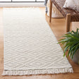 Safavieh Marbella 2'-3" x 8'-0" Rug in Ivory / Grey