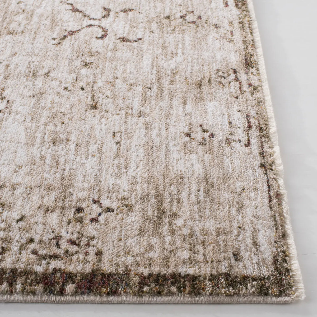 Safavieh Vintage Oushak 8'-0" x 10'-0" Rug in Ivory / Beige
