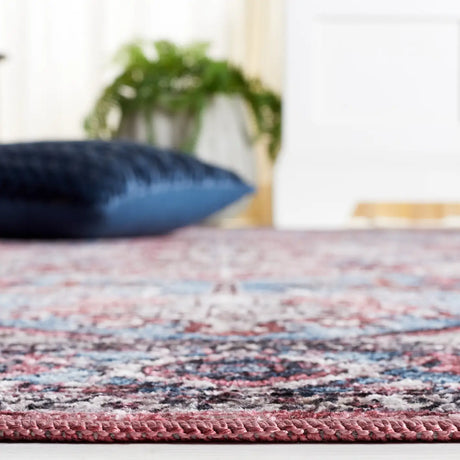 Safavieh Serapi 4'-0" x 6'-0" Rug in Blue / Rust