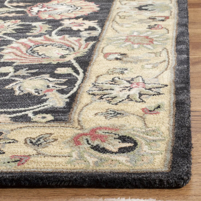 Safavieh Heritage 4'-0" x 6'-0" Rug in Charcoal / Gold