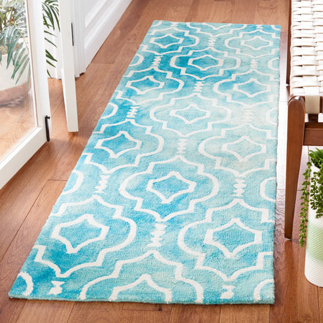 Safavieh Dip Dye 2'-3" x 8'-0" Rug in Turquoise / Ivory