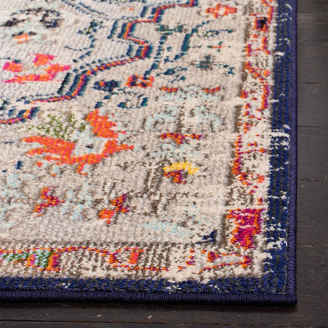 Safavieh Madison 4'-0" x 6'-0" Rug in Beige / Black