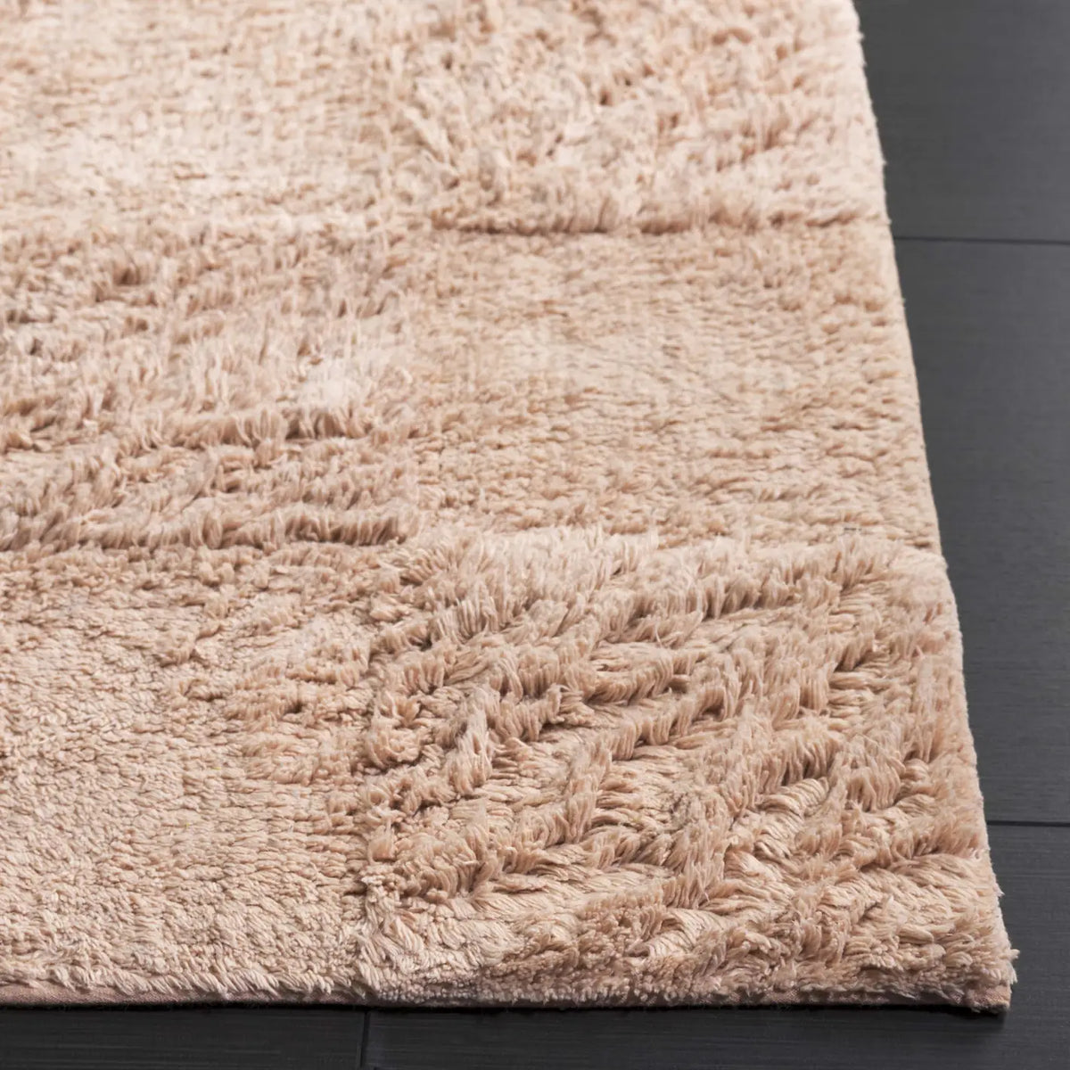 Safavieh Easy Care 4'-0" x 6'-0" Rug in Beige