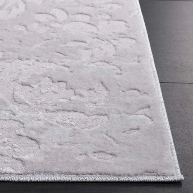 Safavieh Saylor 100 4'-0" x 6'-0" Rug in Ivory
