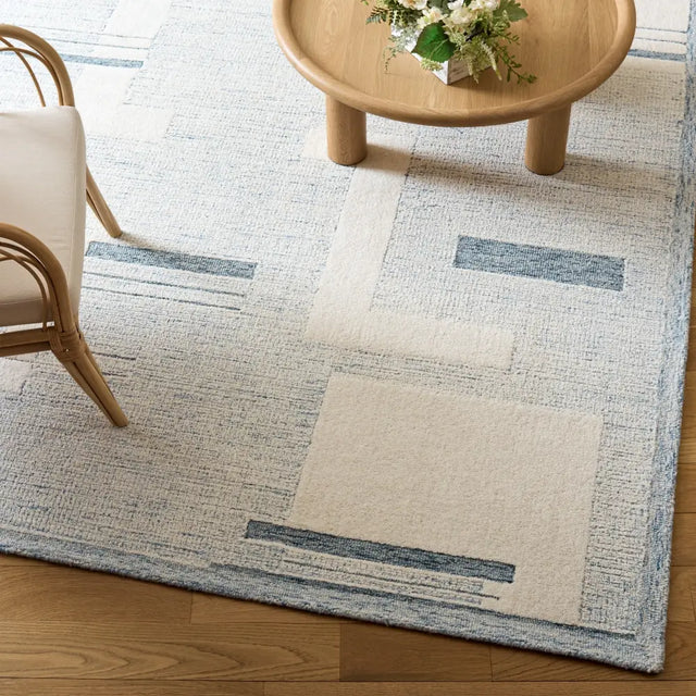 Safavieh Harvest 8'-0" x 10'-0" Rug in Blue / Ivory