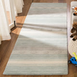 Safavieh Safavieh Kids 2'-6" x 8'-0" Rug in Aqua / Ivory