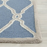 Safavieh Cambridge 2'-6" x 8'-0" Rug in Navy / Ivory