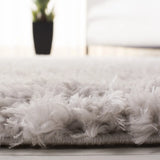 Safavieh Madrid Shag 200 5'-3" x 7'-6" Rug in Silver