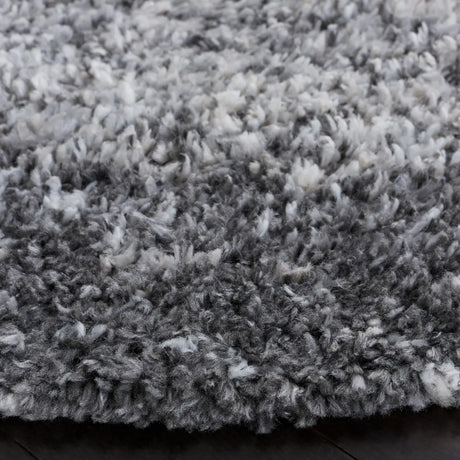 Safavieh Berber Shag 6'-7" x 6'-7" Rug in Grey / Charcoal