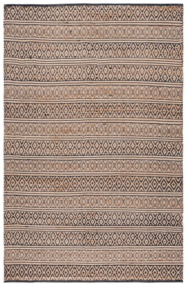Safavieh Natural Fiber 4'-0" x 6'-0" Rug in Black / Natural