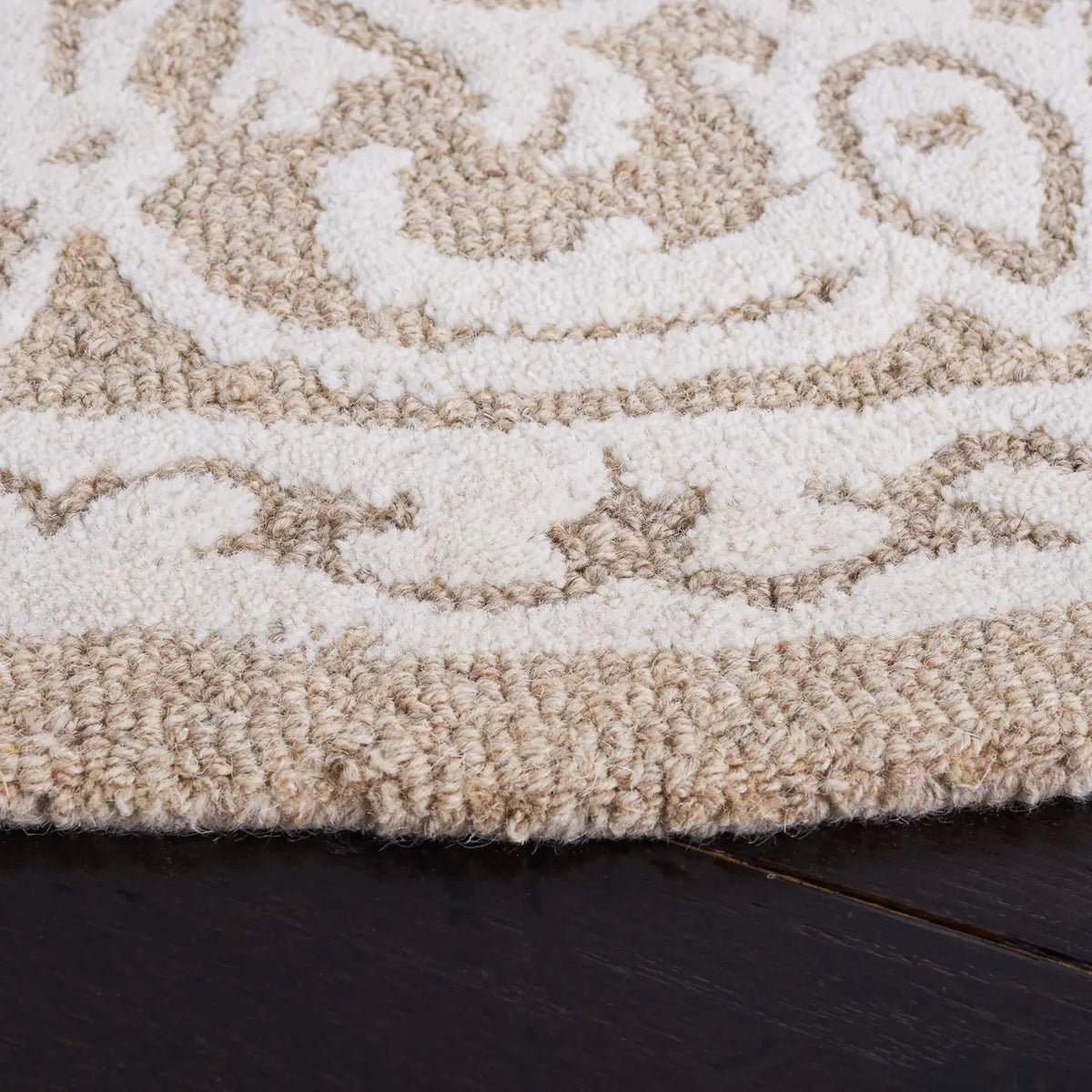 Safavieh Metro 6'-0" x 6'-0" Rug in Ivory / Brown
