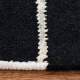 Safavieh Dhurries 6'-0" x 6'-0" Rug in Black / Ivory