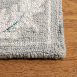 Safavieh Micro-Loop 5'-0" x 8'-0" Rug in Grey / Ivory