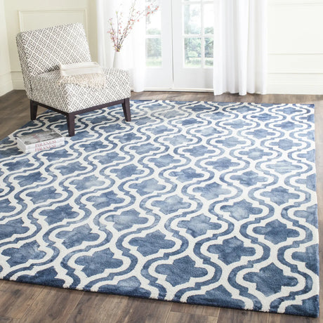 Safavieh Dip Dye 10'-0" x 14'-0" Rug in Navy / Ivory