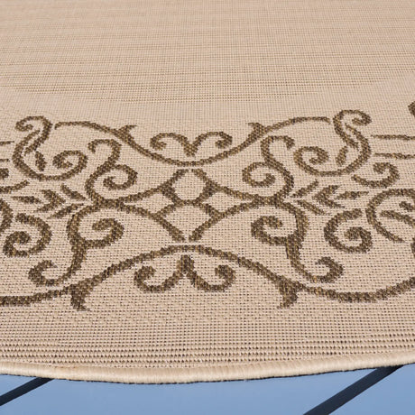 Safavieh Courtyard 6'-7" x 6'-7" Rug in Natural / Brown