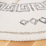 Safavieh Casablanca 6'-0" x 6'-0" Rug in Ivory / Black