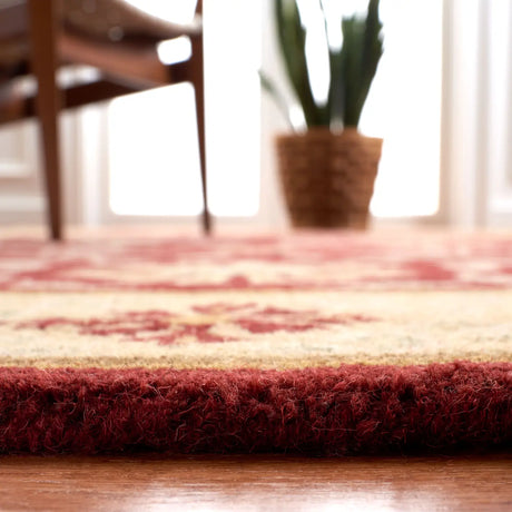 Safavieh Heritage 5'-0" x 8'-0" Rug in Red / Beige