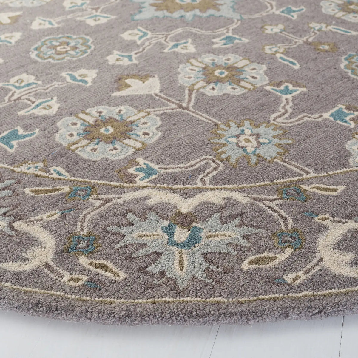 Safavieh Blossom 6'-0" x 6'-0" Rug in Grey