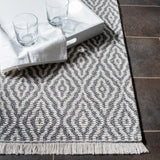 Safavieh Augustine 4'-5" x 6'-5" Rug in Grey / Ivory