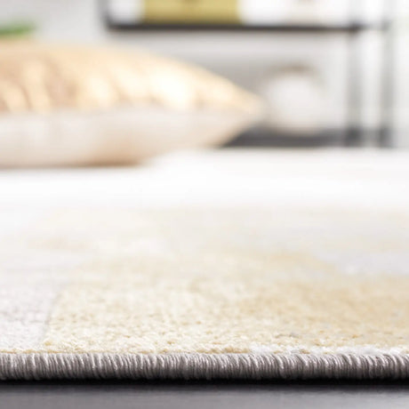 Safavieh Bayside 4'-0" x 6'-0" Rug in Ivory / Grey Gold