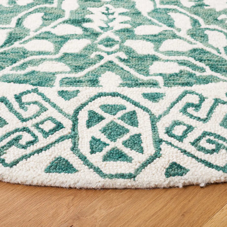 Safavieh Dip Dye 7'-0" x 7'-0" Rug in Dark Green / Ivory