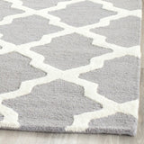 Safavieh Cambridge 6'-0" x 9'-0" Rug in Silver / Ivory