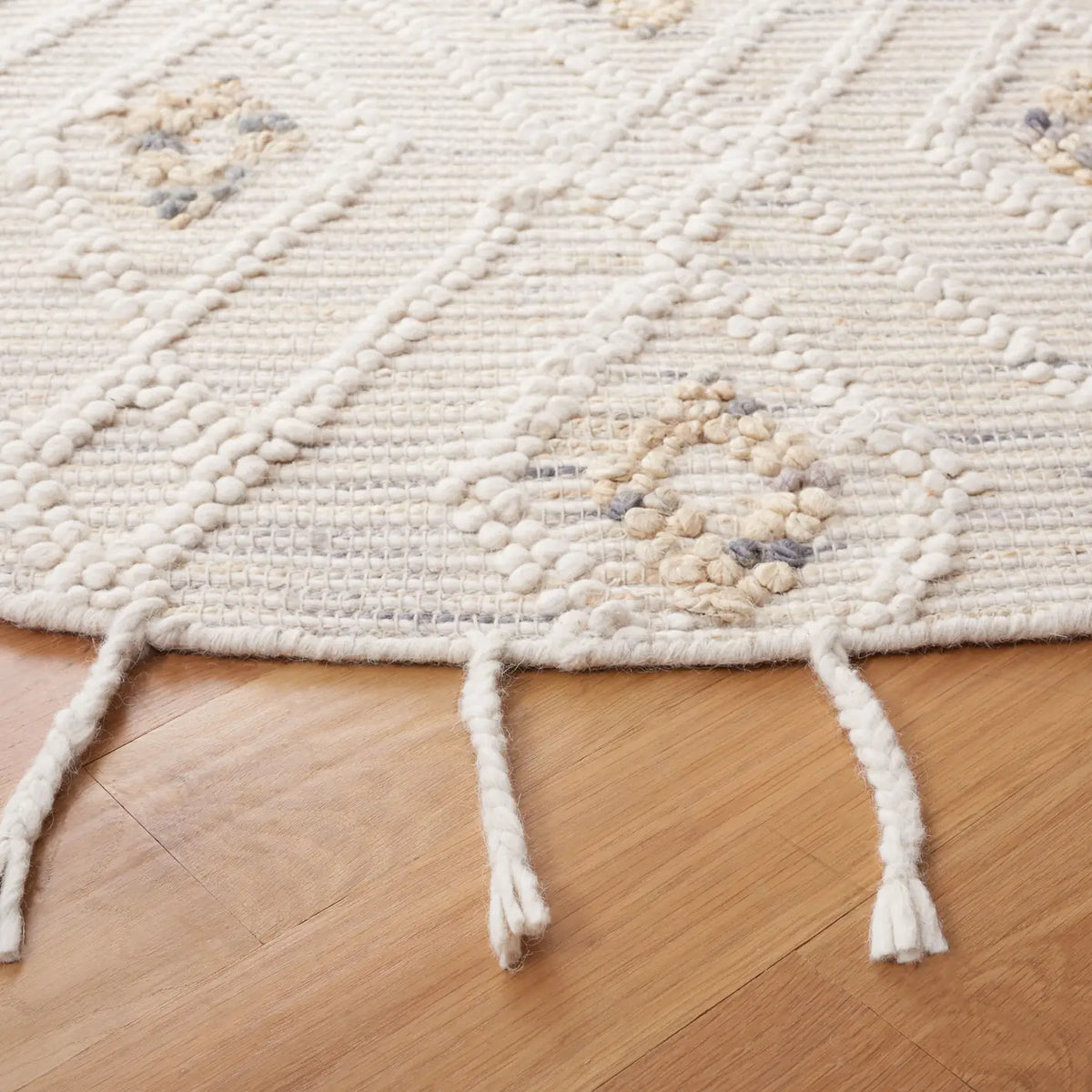 Safavieh Natura 6'-0" x 6'-0" Rug in Ivory / Grey
