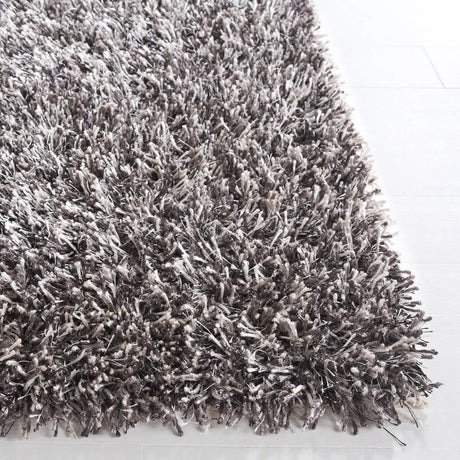 Safavieh Shag 4'-0" x 6'-0" Rug in Platinum / Ivory