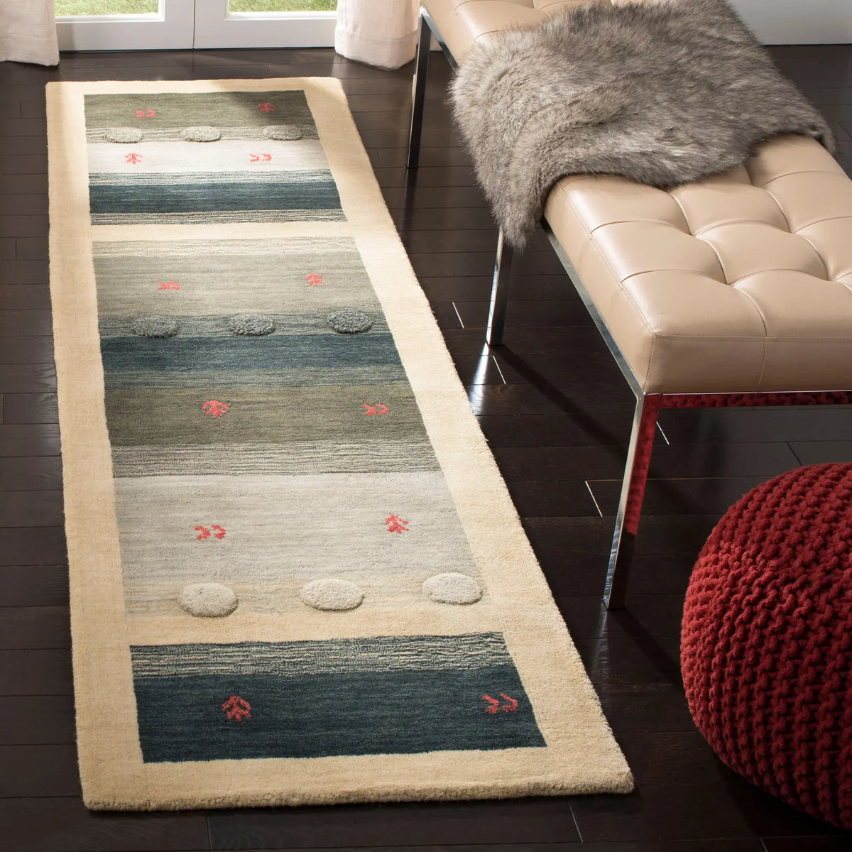 Safavieh Himalaya 2'-3" x 8'-0" Rug in Cream / Blue
