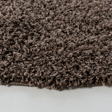 Safavieh Sga-Athens Shag 6'-7" x 6'-7" Rug in Taupe