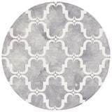 Safavieh Dip Dye 7'-0" x 7'-0" Rug in Grey / Ivory