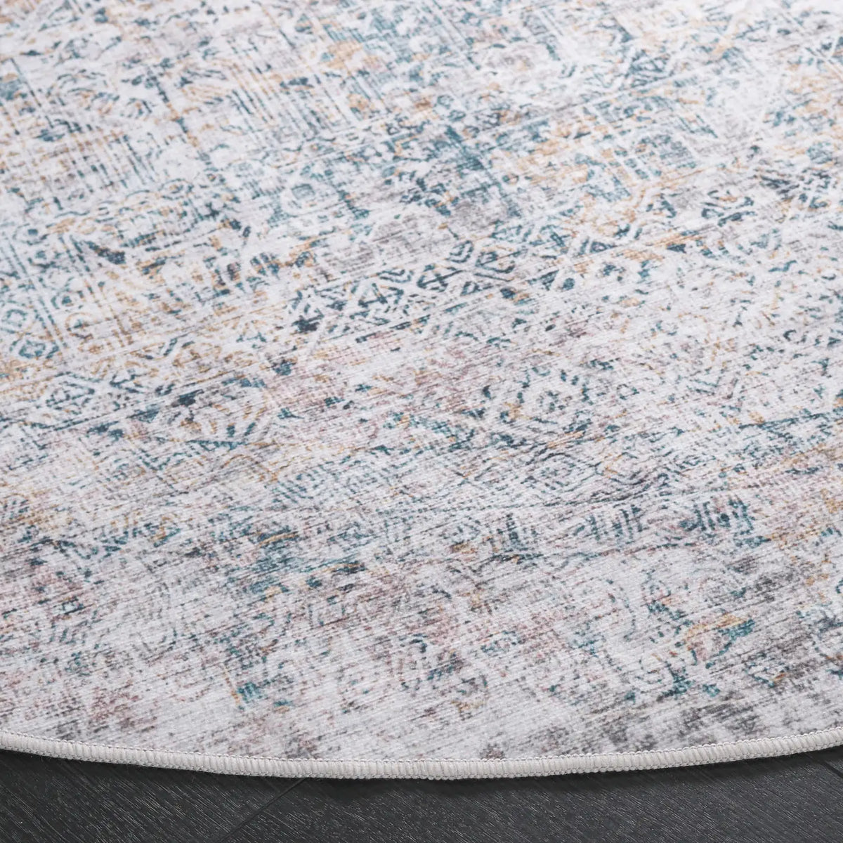 Safavieh Arizona 6'-0" x 6'-0" Rug in Dark Green / Beige